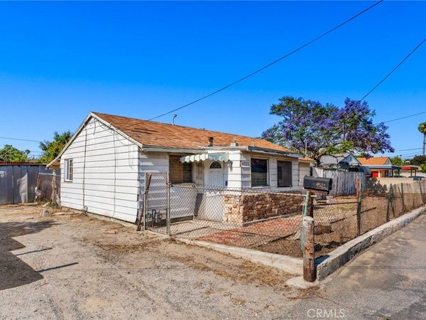 4521 W Watkins, Santa Ana, CA 92704