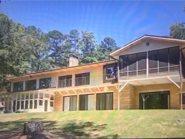 2101 Poplar Falls Road , Lithonia, GA 30058