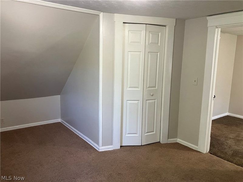 502 Dewey Avenue, Elyria, OH 44035 Photo 5