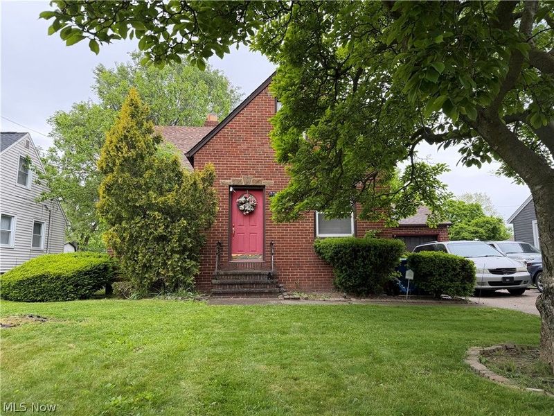 5916 Pearl Road, Parma Heights, OH 44130 Photo 2