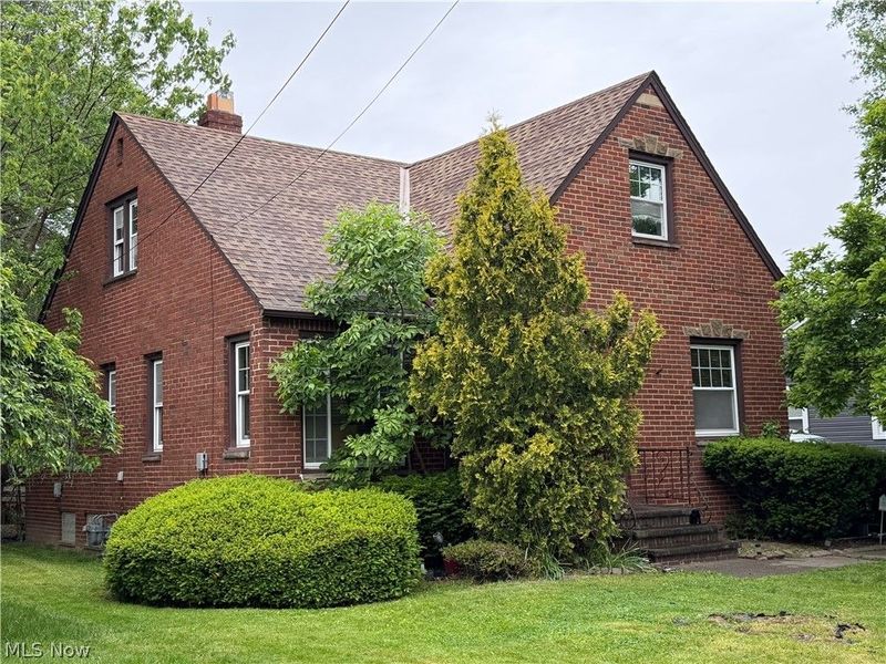 5916 Pearl Road, Parma Heights, OH 44130 Photo 3