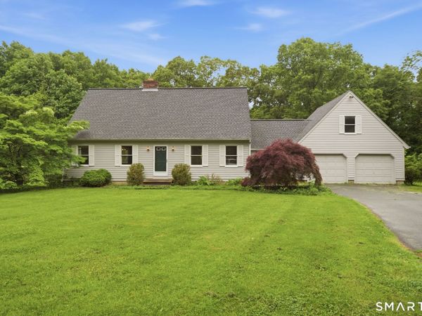 141 Hebron, Bolton, CT 06043