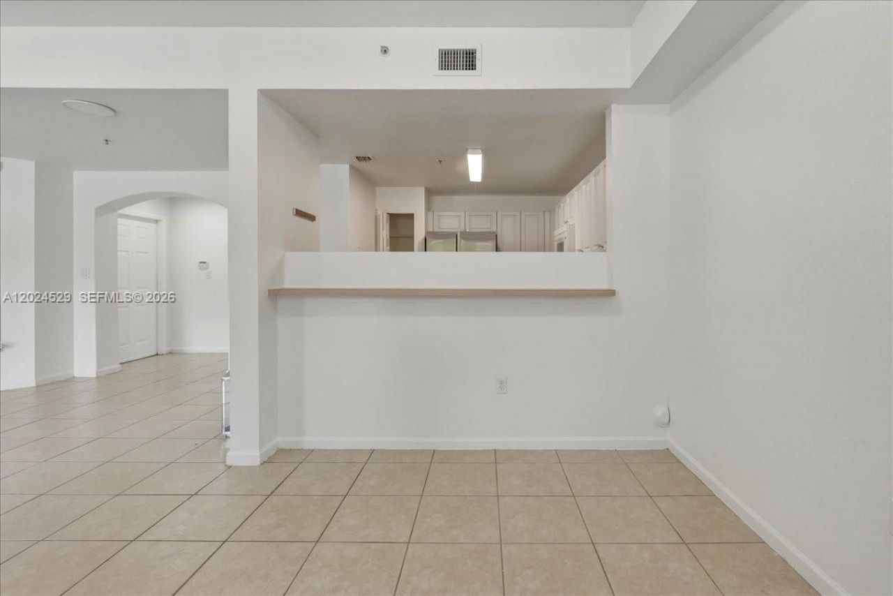 11102 NW 83rd St, Unit 108, Doral, FL 33178 Photo