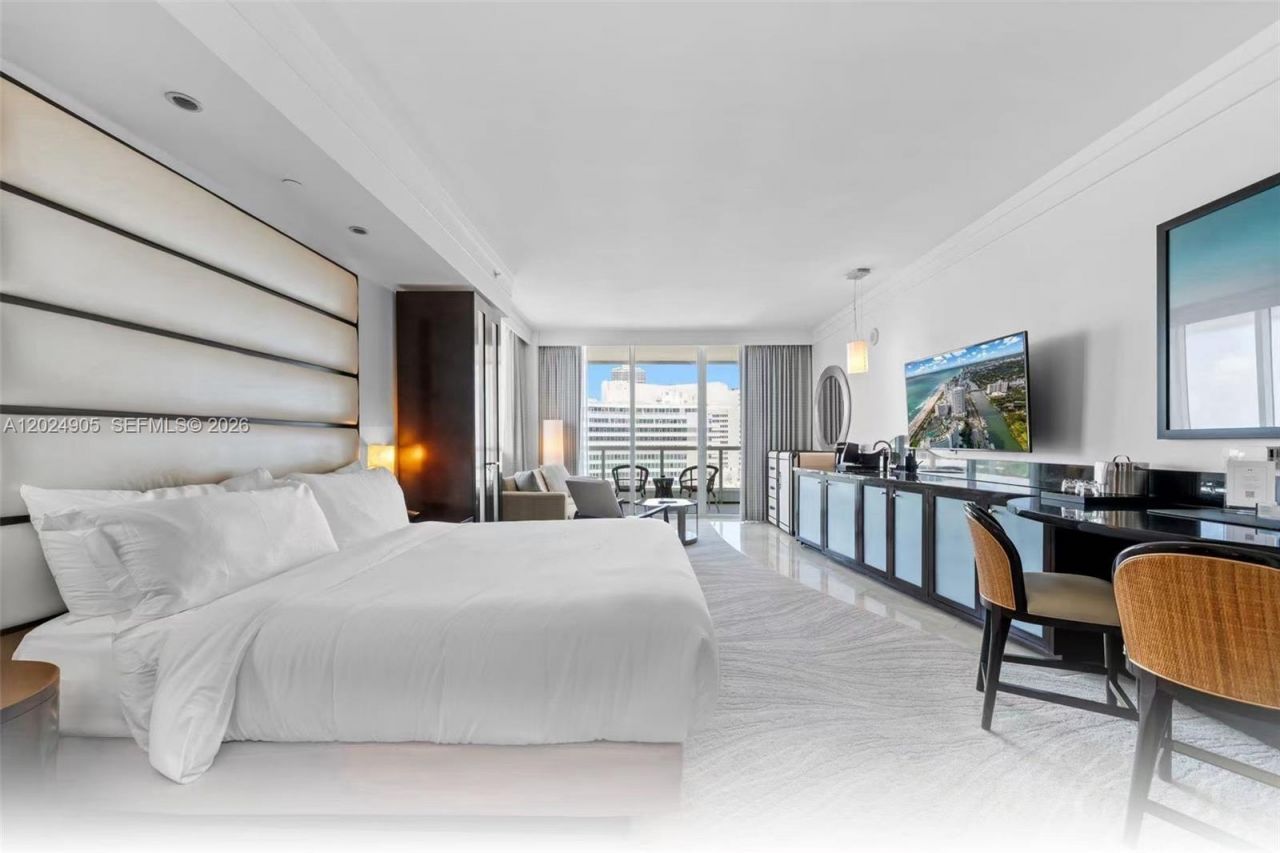 4391 Collins Ave , Unit 1001, Miami Beach, FL 33140 Photo