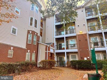 1600 SPRING GATE DRIVE, Unit 2205, MCLEAN, VA 22102