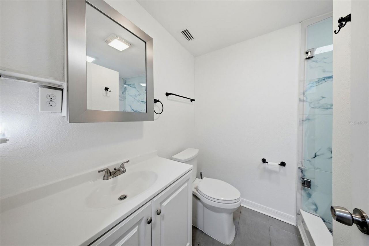 1565 Connecticut Avenue Ne, Saint Petersburg, FL 33703 Photo