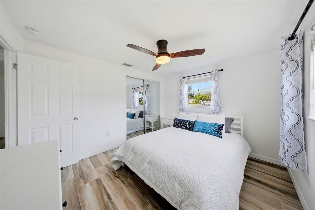 1565 Connecticut Avenue Ne, Saint Petersburg, FL 33703 Photo