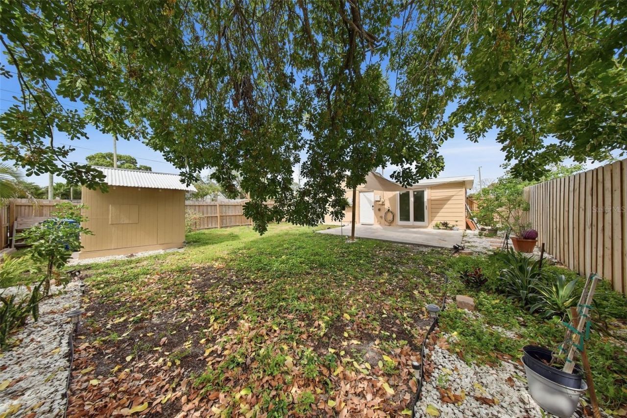 1565 Connecticut Avenue Ne, Saint Petersburg, FL 33703 Photo