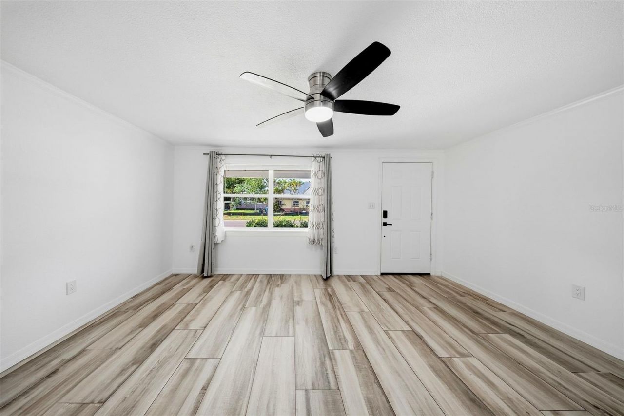 1565 Connecticut Avenue Ne, Saint Petersburg, FL 33703 Photo