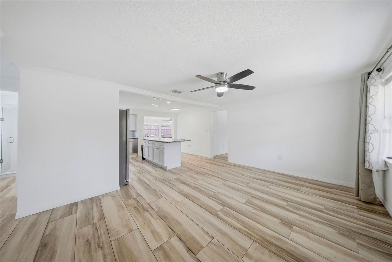 1565 Connecticut Avenue Ne, Saint Petersburg, FL 33703 Photo