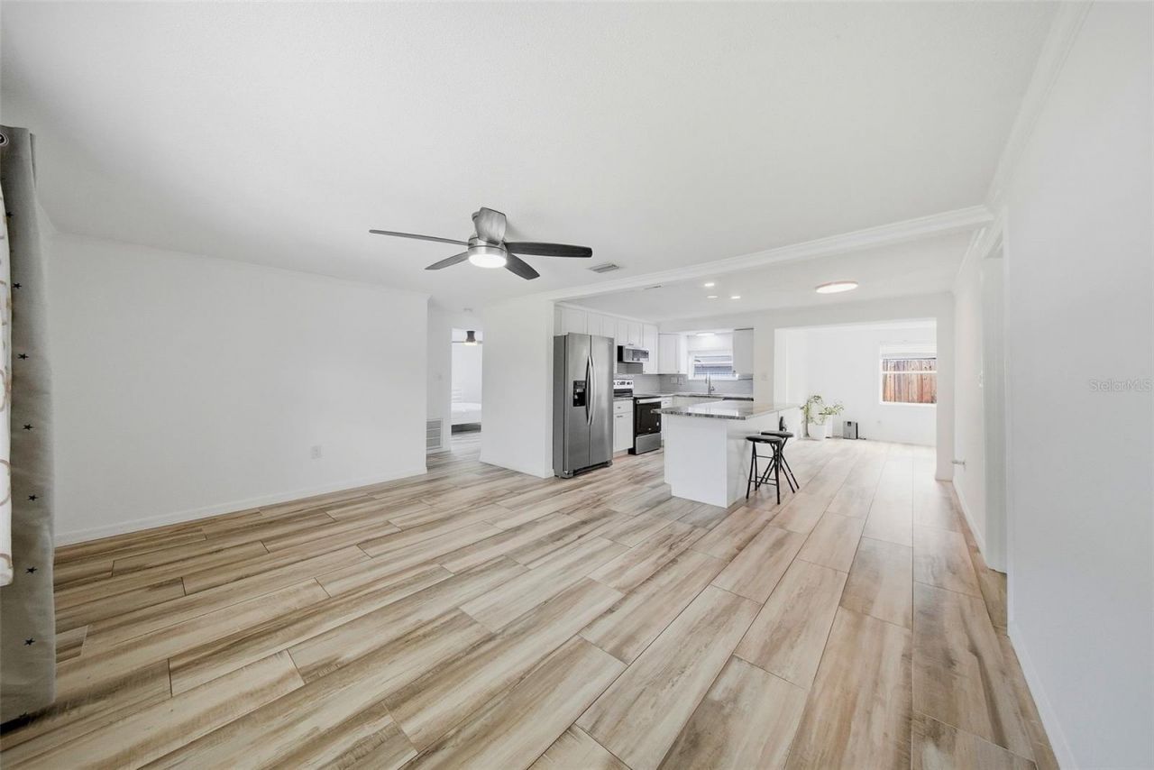1565 Connecticut Avenue Ne, Saint Petersburg, FL 33703 Photo