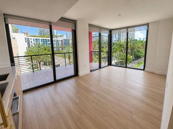 90 NE 32nd Street , Unit 301, Miami, FL 33127