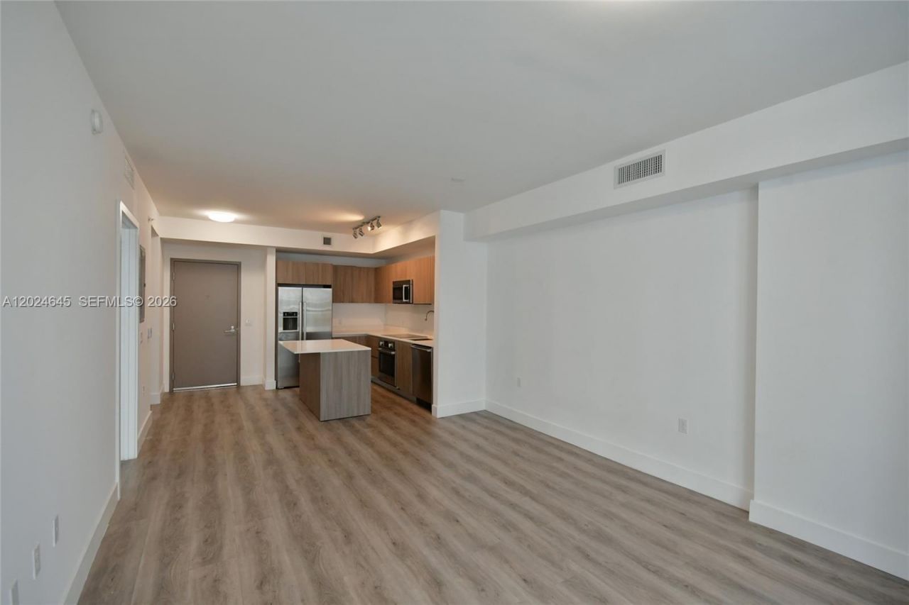 201 SW 17th Rd , Unit 304, Miami, FL 33129 Photo