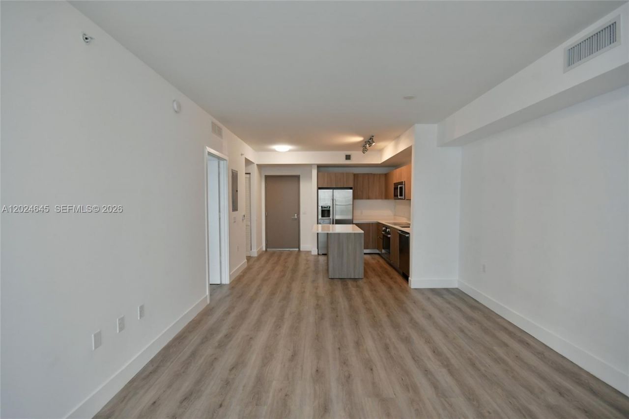 201 SW 17th Rd , Unit 304, Miami, FL 33129 Photo