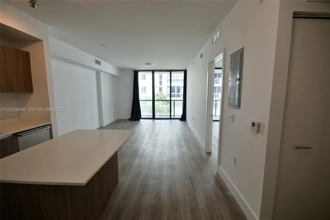 201 SW 17th Rd , Unit 304, Miami, FL 33129 Photo