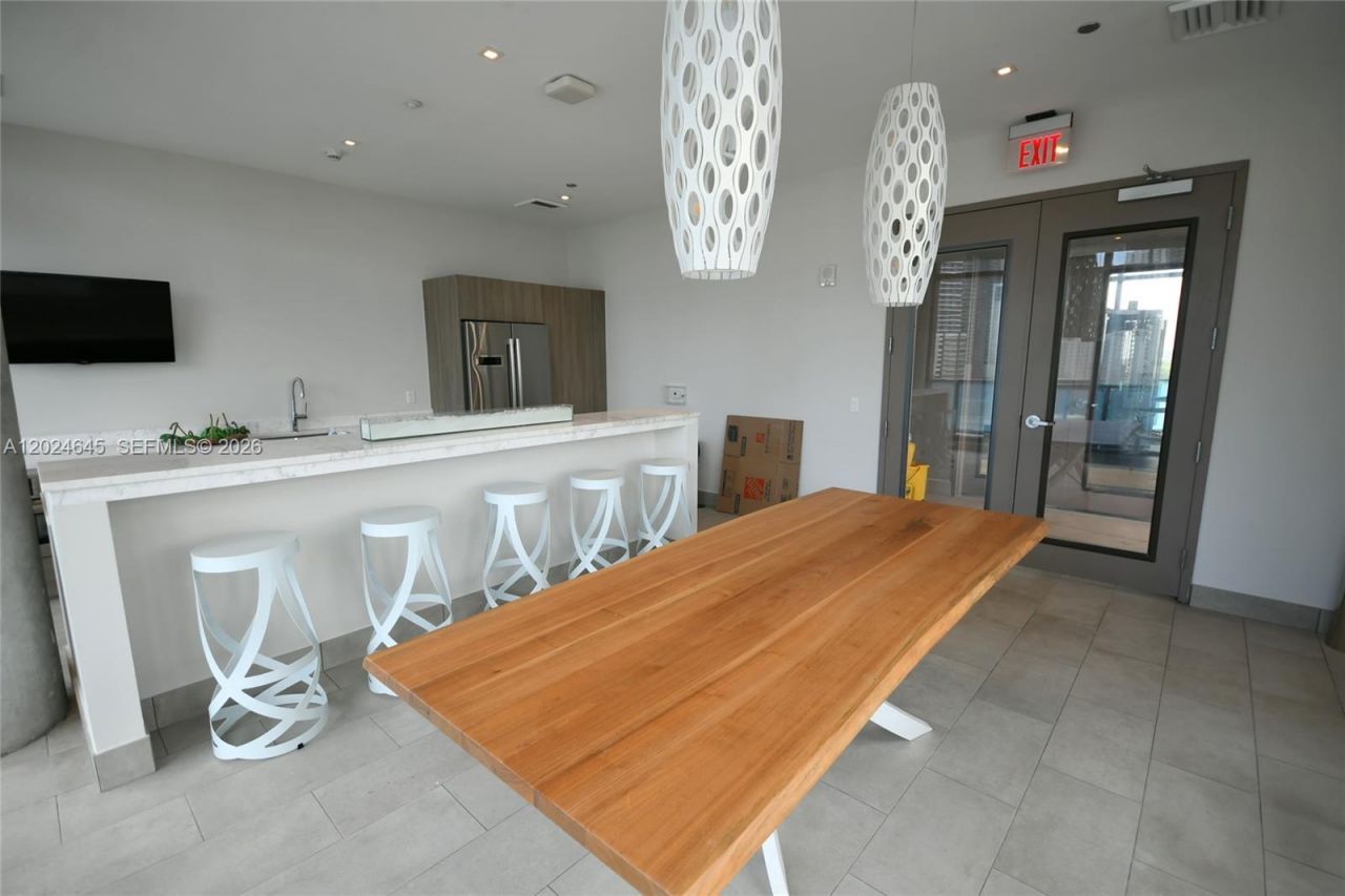 201 SW 17th Rd , Unit 304, Miami, FL 33129 Photo