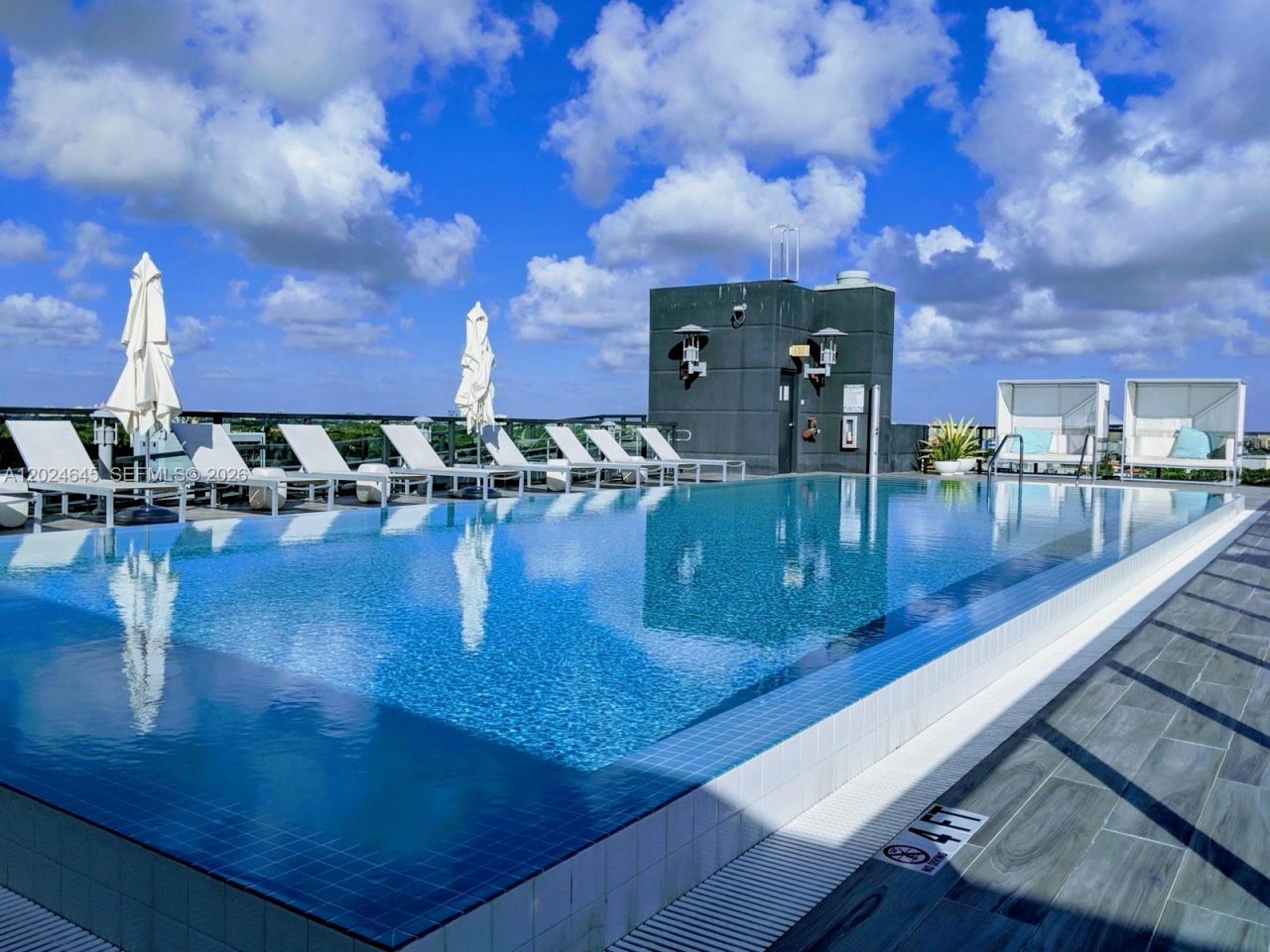 201 SW 17th Rd , Unit 304, Miami, FL 33129 Photo