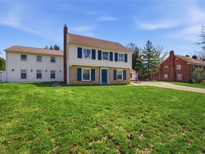 2343 Miramar Boulevard, University Heights, OH 44118 Photo 2