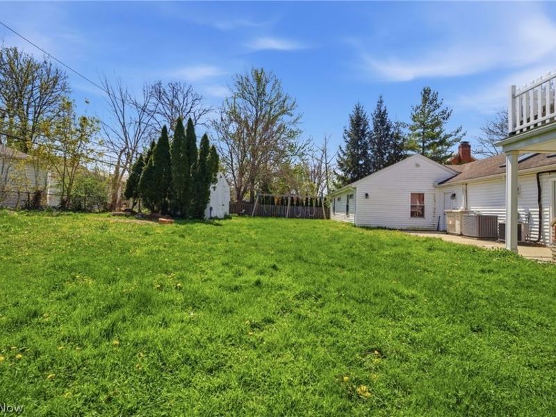 2343 Miramar Boulevard, University Heights, OH 44118 Photo 5