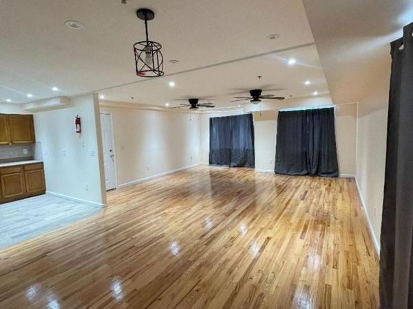 93 Osborne Ter, Unit 2, Newark, NJ 07108