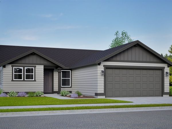 2002 N Oak Road , Moses Lake, WA 98837