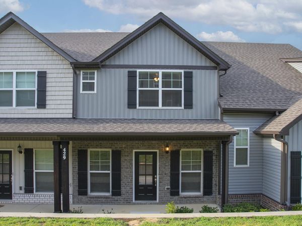 429 Rick McCormick Dr , La Vergne, TN 37086