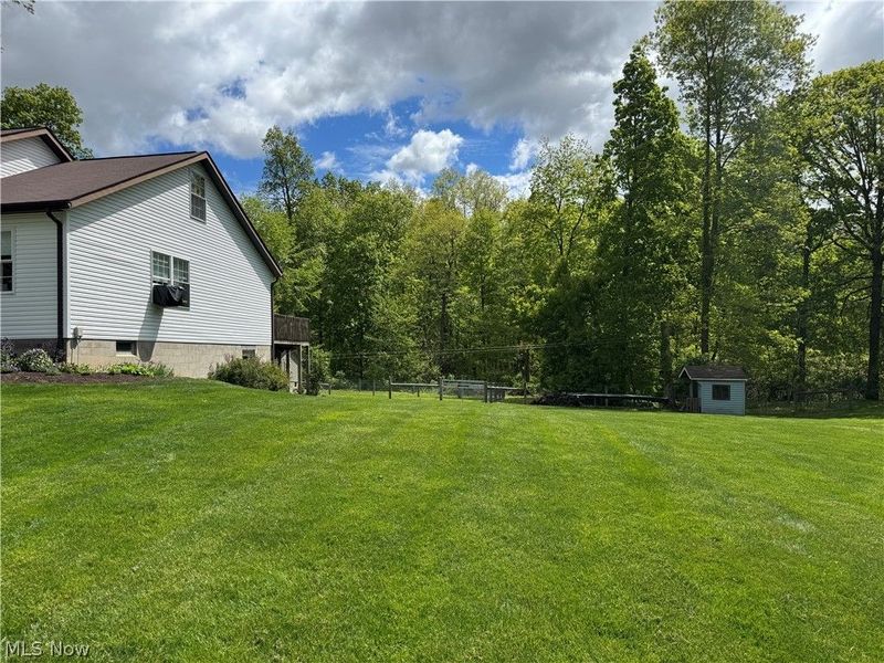 7424 Criswell Road, Fredericksburg, OH 44627 Photo 3