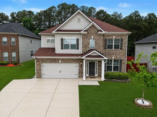 2119 Dodson Woods Drive , Fairburn, GA 30213