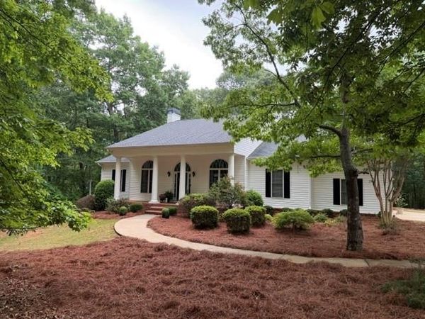 3905 Oak Hill Road, Douglasville, GA 30135