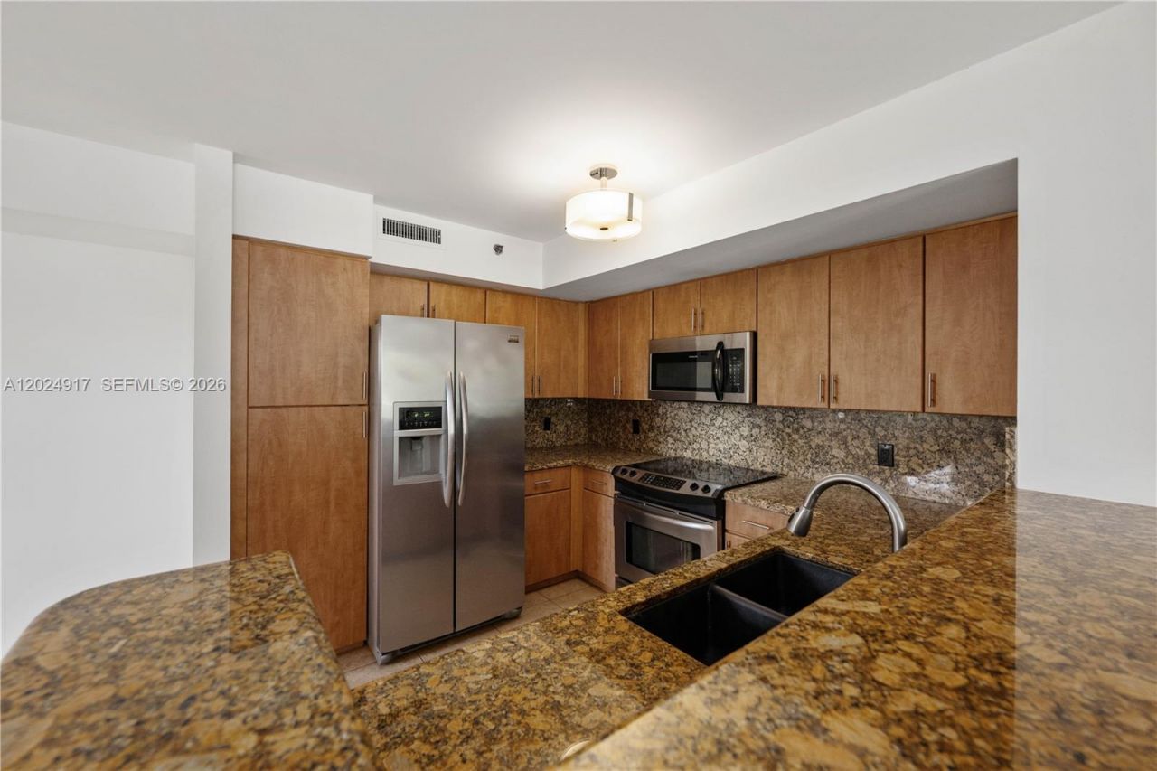 19501 E Country Club Dr , Unit 9508, Aventura, FL 33180 Photo