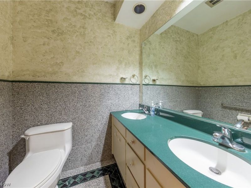 25001 Letchworth Road, Beachwood, OH 44122 Photo 23