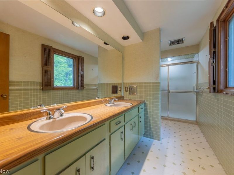 25001 Letchworth Road, Beachwood, OH 44122 Photo 27