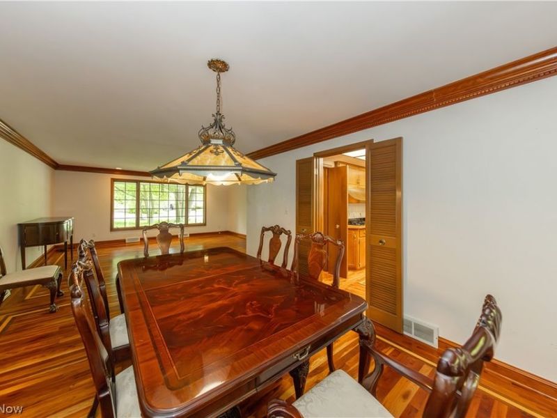 25001 Letchworth Road, Beachwood, OH 44122 Photo 7