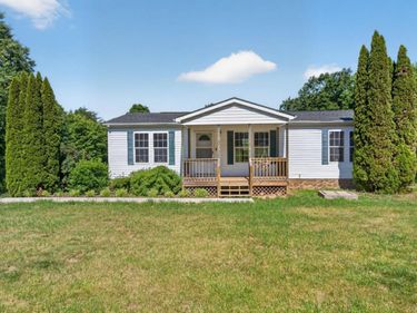 1811 Mohawk Road, Gladys, VA 24554