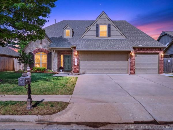 12006 S Tamarack Street, Jenks, OK 74037