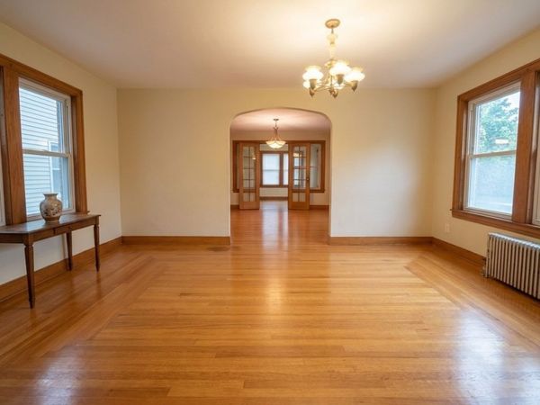 29 Brookfield Rd, Unit 1, Sturbridge, MA 01518