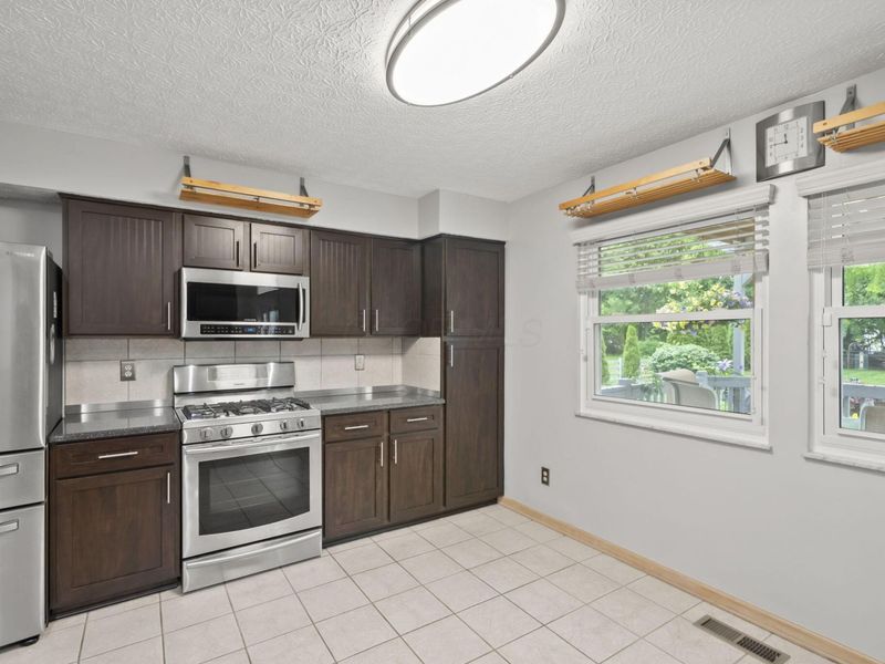 4088 Pathfield Drive, Columbus, OH 43230 Photo 10