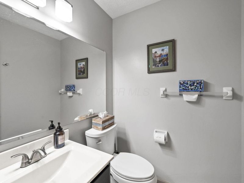 4088 Pathfield Drive, Columbus, OH 43230 Photo 15