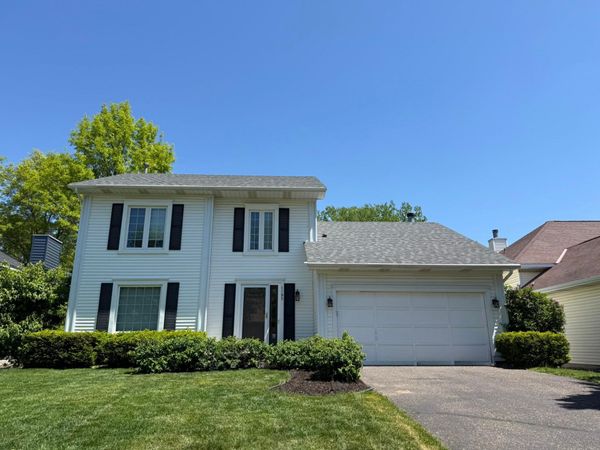 1195 Silverwood Road , Woodbury, MN 55125