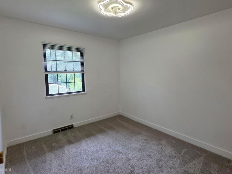 1494 Krebs Drive , Newark, OH 43055 Photo 11