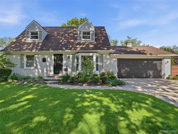 3867 Percy King Road, Waterford Twp, MI 48329