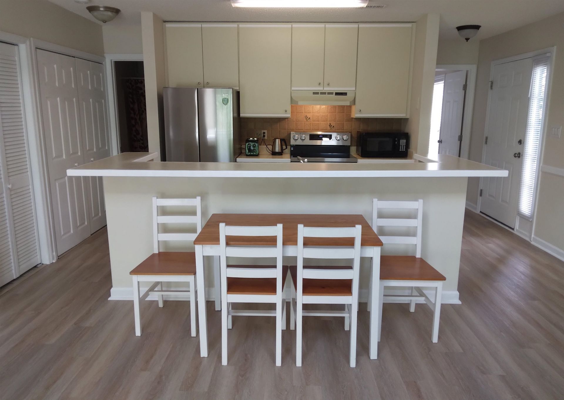 4357 Spa Dr. Photo 11