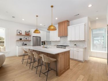 4303 Cedar Springs Road, Unit 102, Dallas, TX 75219