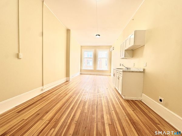 105 Bank , Unit 3A, Waterbury, CT 06702