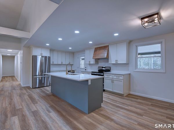 24 Dunay , Stafford, CT 06076