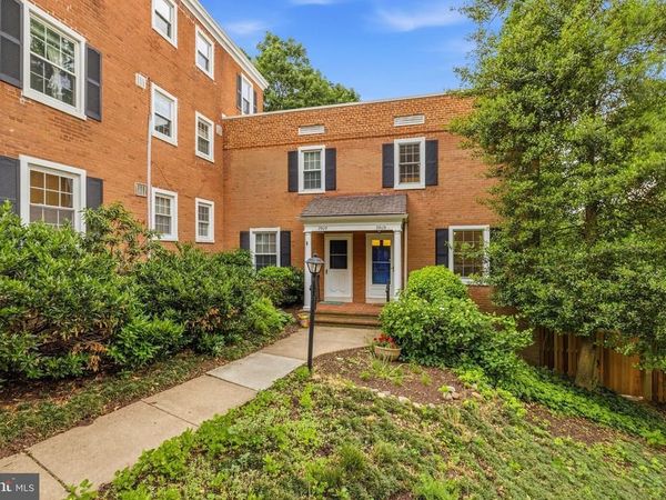 2909 S DINWIDDIE STREET, ARLINGTON, VA 22206