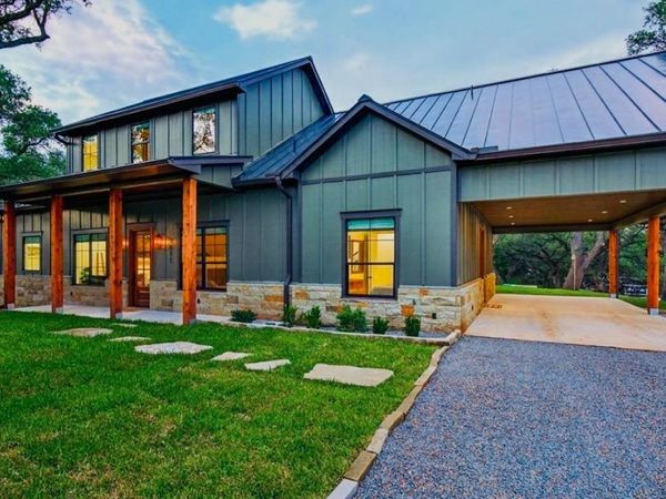 2001 Granite Cove RD, Kingsland, TX 78639