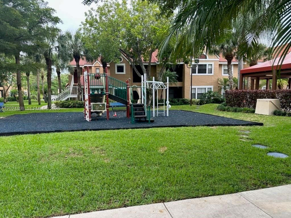 15560 SW 104th Ter, Unit 614, Miami, FL 33196 Photo