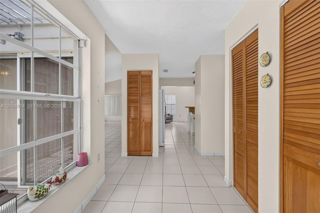 13440 SW 28th St, Miami, FL 33175 Photo