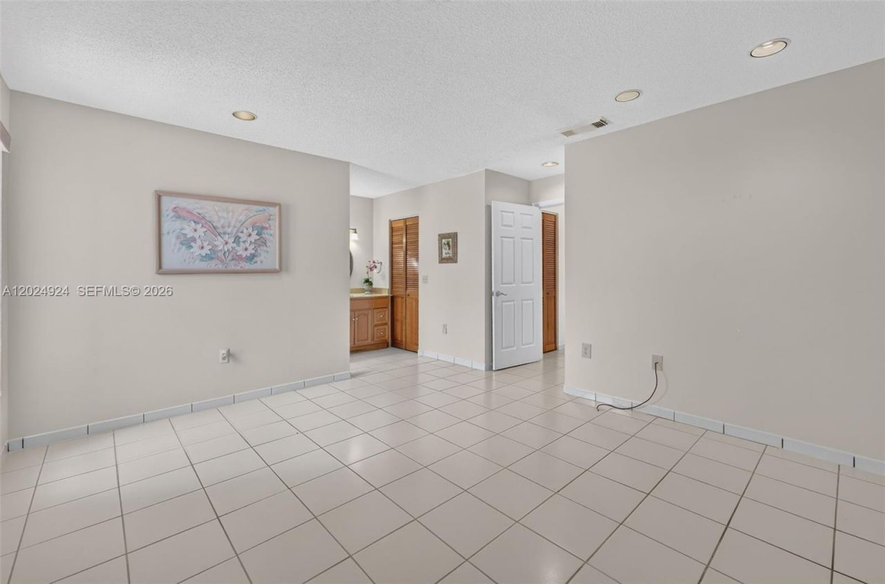 13440 SW 28th St, Miami, FL 33175 Photo